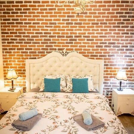 Piata'S Hidden Apartment 브라쇼브 외부 사진